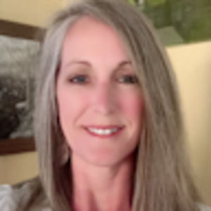 Meet your Posher, Rayna